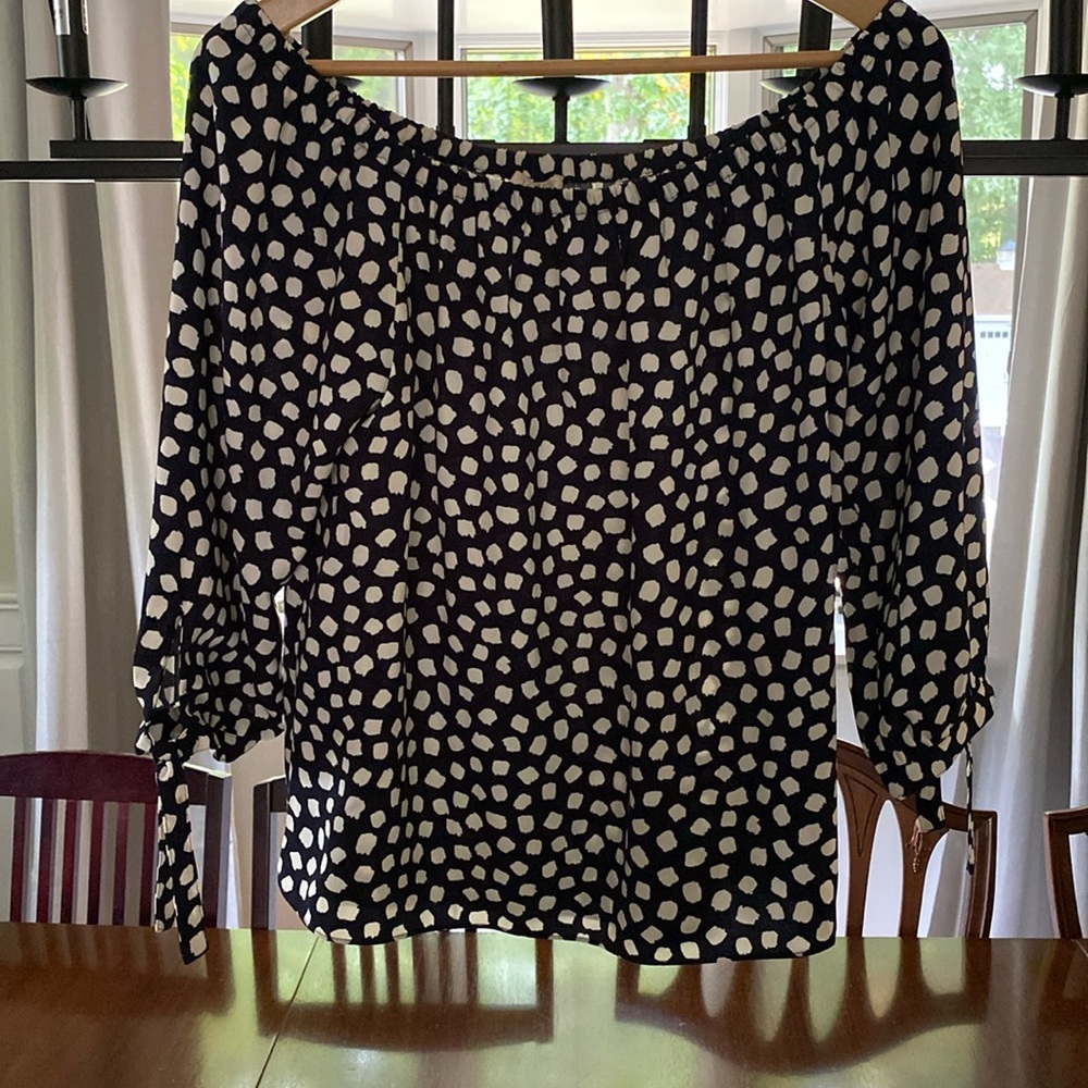 J Crew cute top!  Great condition!  Size S!